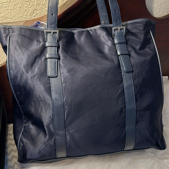 PRADA Milano nylon tote bag - Picture 2 of 16